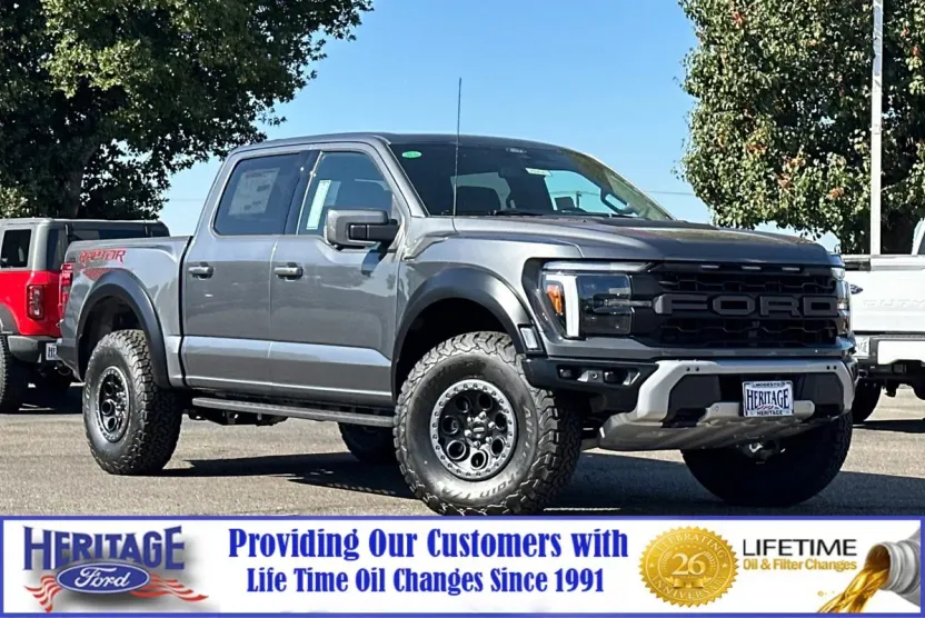 2025 Ford F-150 Raptor photo 1