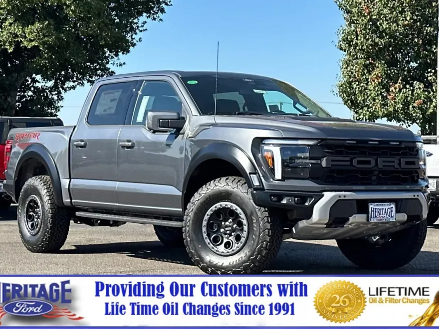 2025 Ford F-150 Raptor photo 1