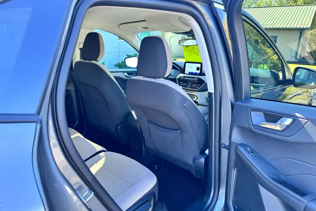 2021 Ford Escape SE photo 1