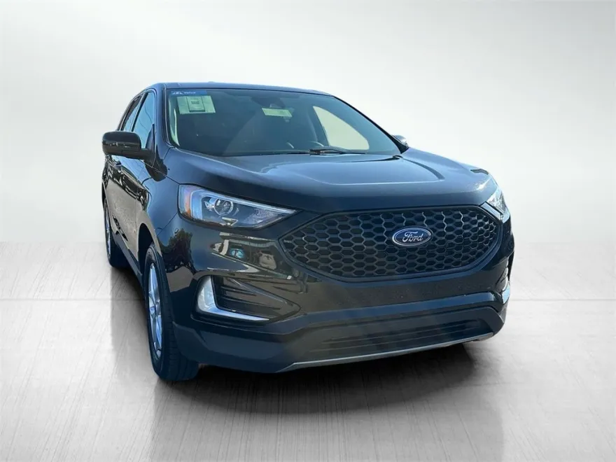 2024 Ford Edge SEL photo 1