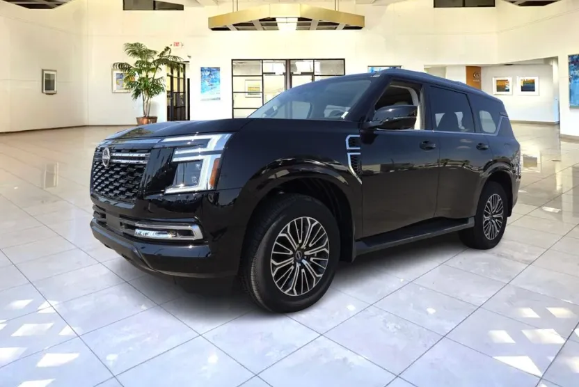 2025 Nissan Armada Platinum photo 1
