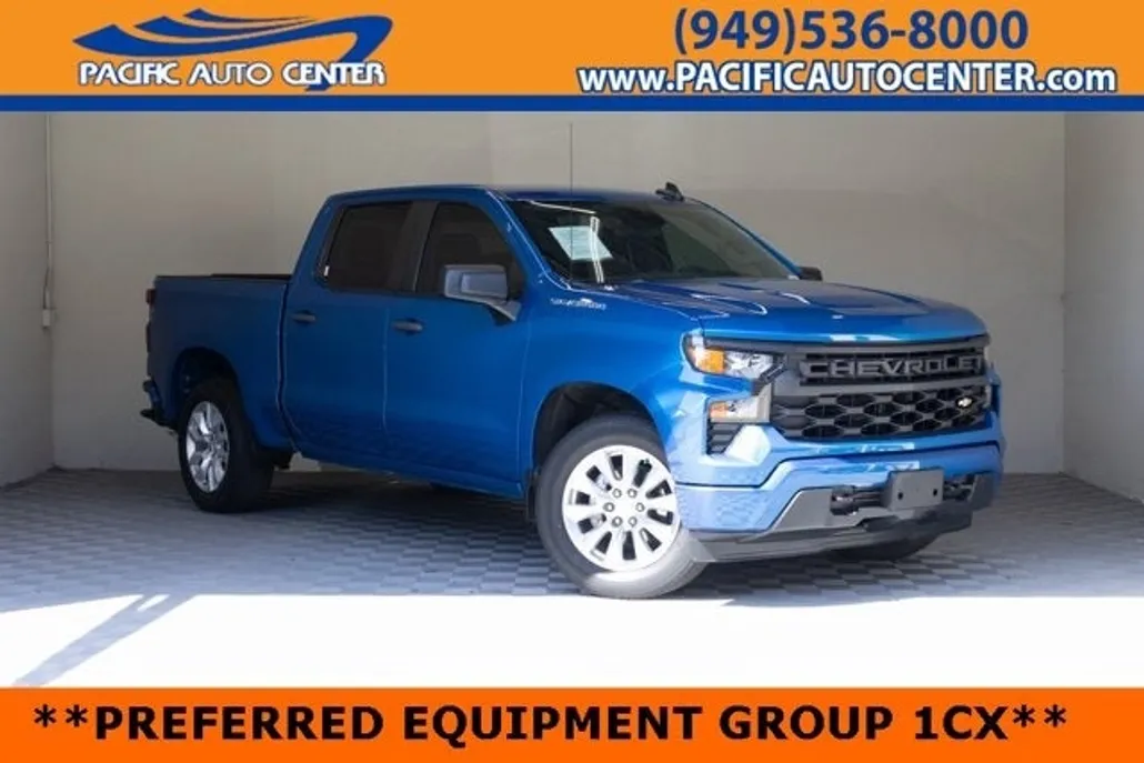 2023 Chevrolet Silverado 1500 Custom photo 1