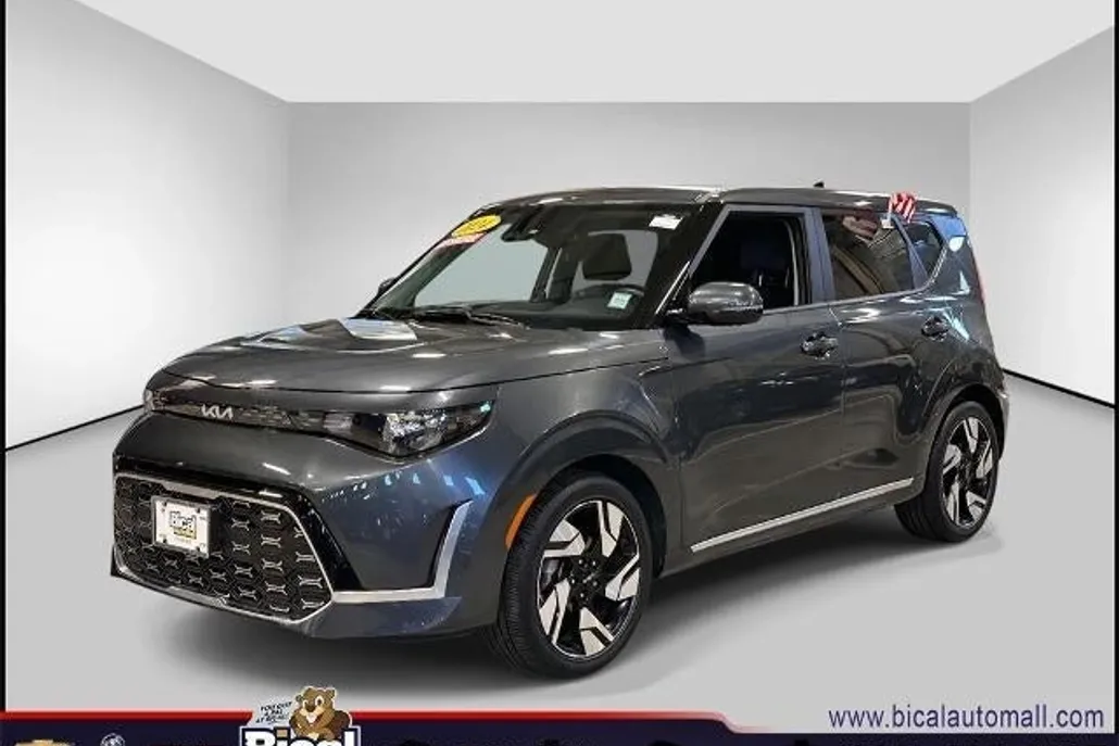 2024 Kia Soul GT-Line photo 1