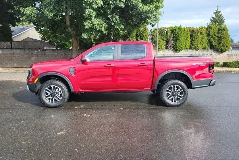 2025 Ford Ranger Lariat photo 1