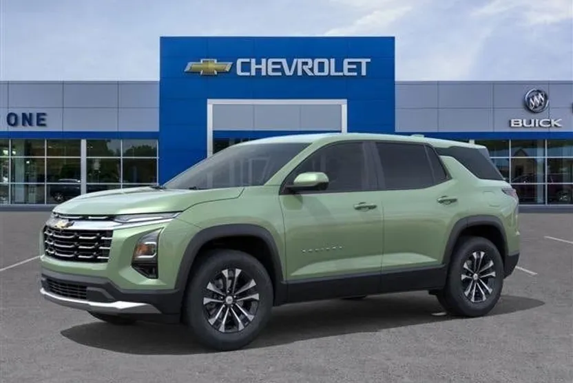 2026 Chevrolet Equinox LT photo 1