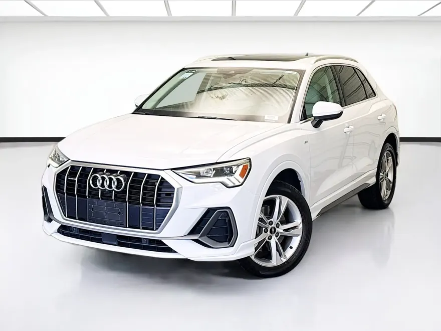 2022 Audi Q3 Premium Plus S line photo 1