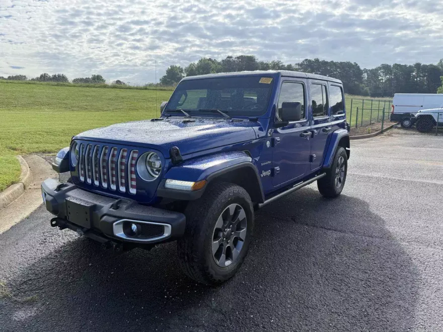 2020 Jeep Wrangler Unlimited Sahara photo 1