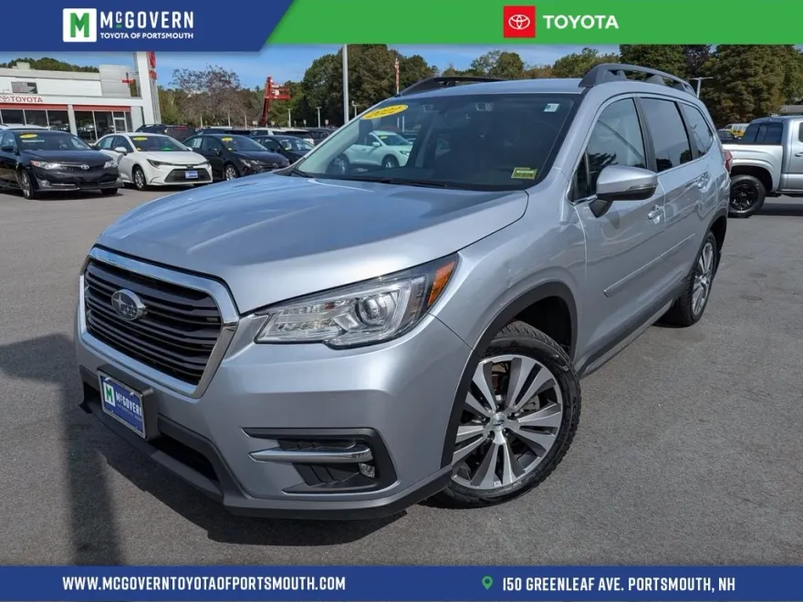 2022 Subaru Ascent Limited photo 1