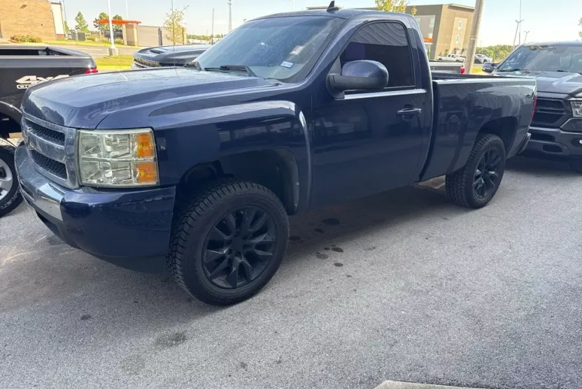 2010 Chevrolet Silverado 1500 Work Truck photo 1