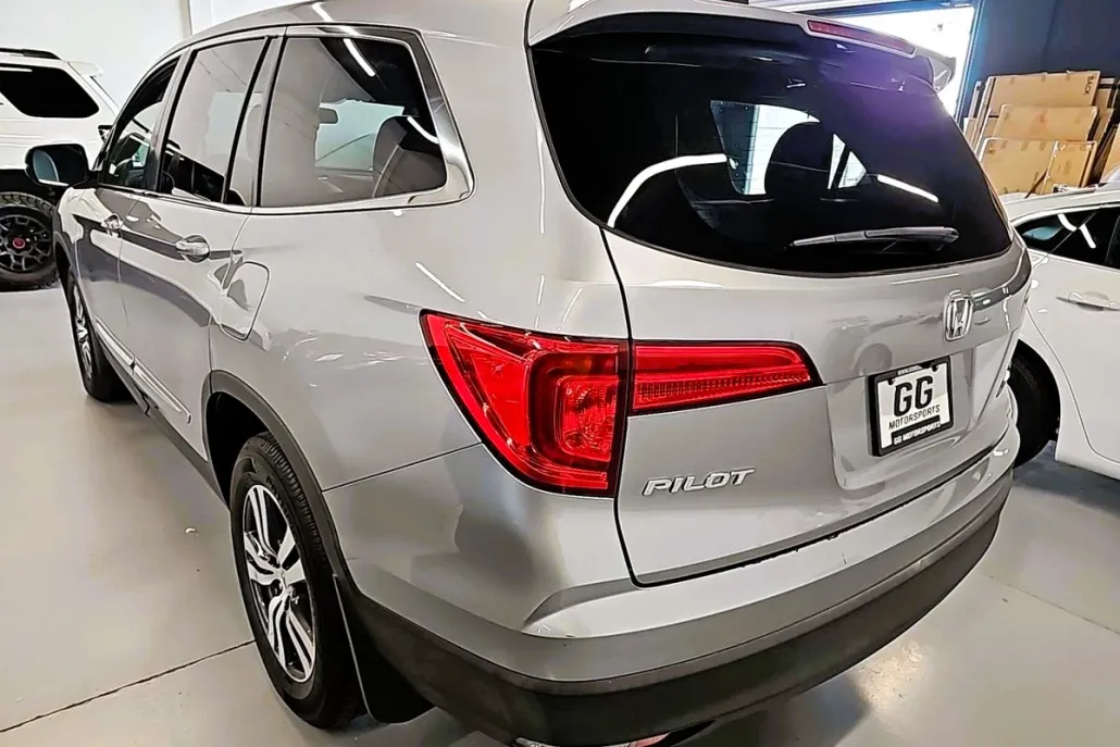 2018 Honda Pilot EX-L photo 1