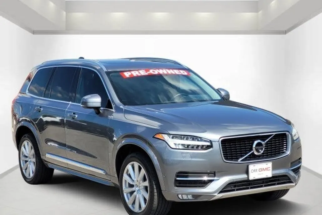 2017 Volvo XC90 T6 Inscription photo 1