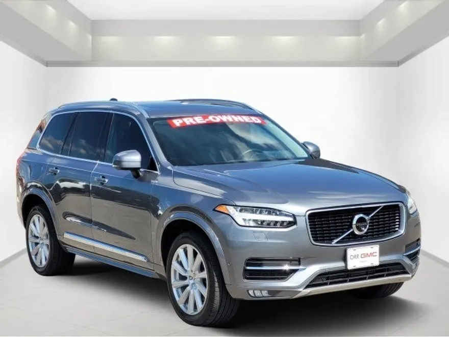 2017 Volvo XC90 T6 Inscription photo 1