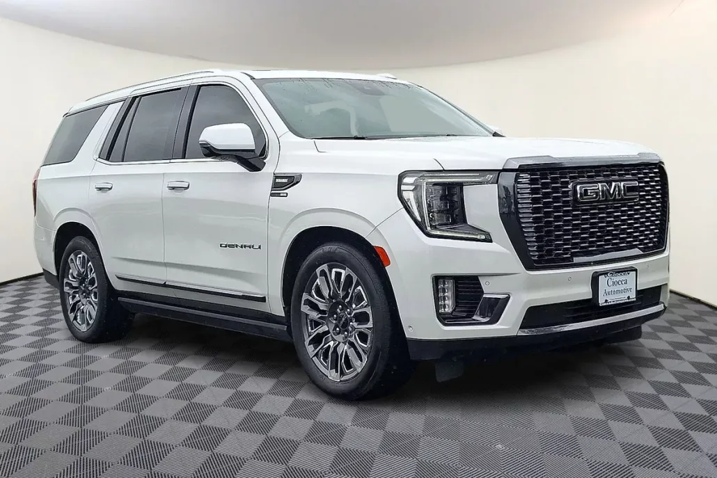 2023 Gmc Yukon Denali Ultimate photo 1