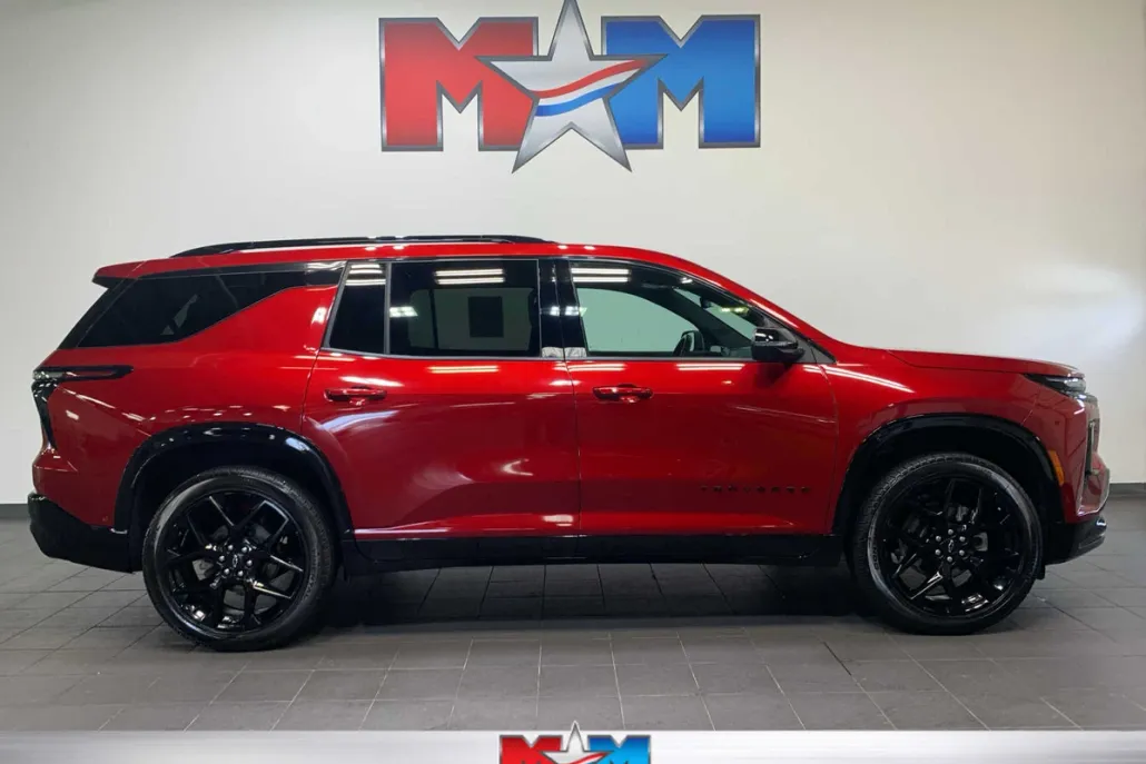 2024 Chevrolet Traverse RS photo 1