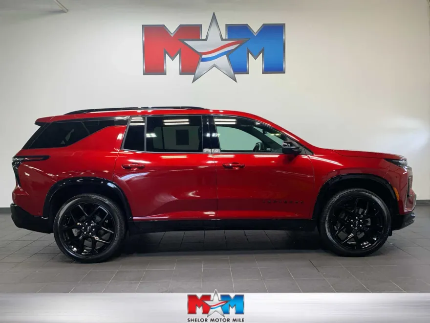 2024 Chevrolet Traverse RS photo 1