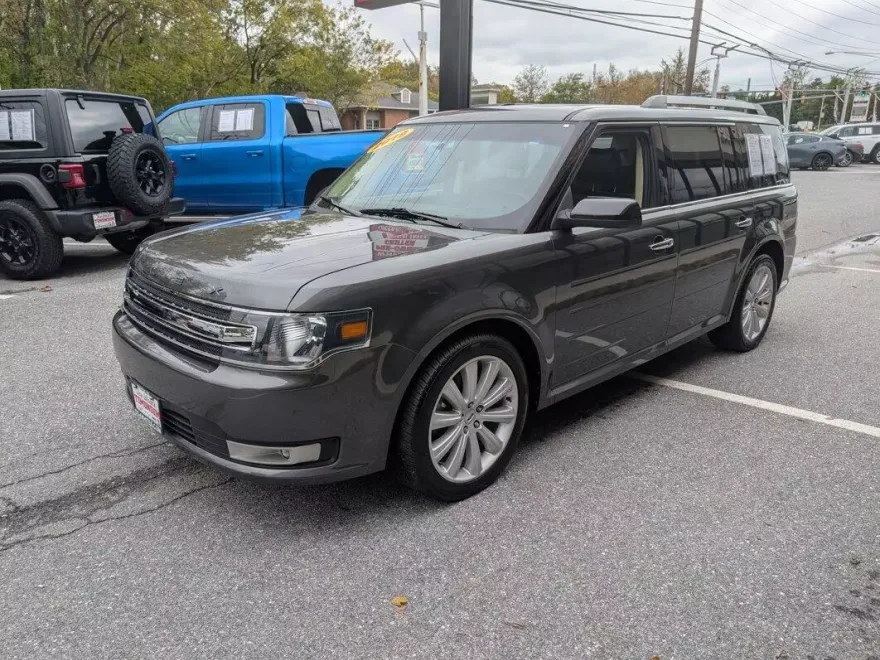 2019 Ford Flex SEL photo 1