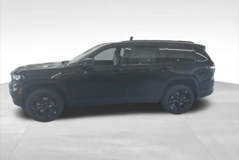 2025 Jeep Grand Cherokee Altitude X photo 1