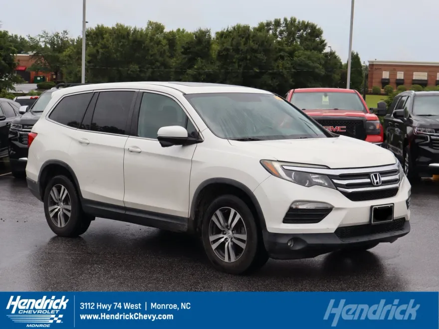 2017 Honda Pilot EX-L photo 1