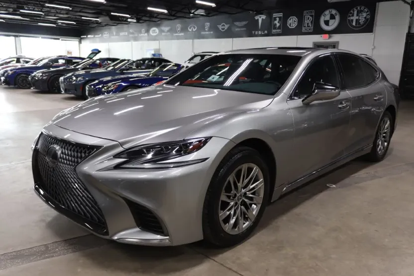 2018 Lexus LS 500 photo 1