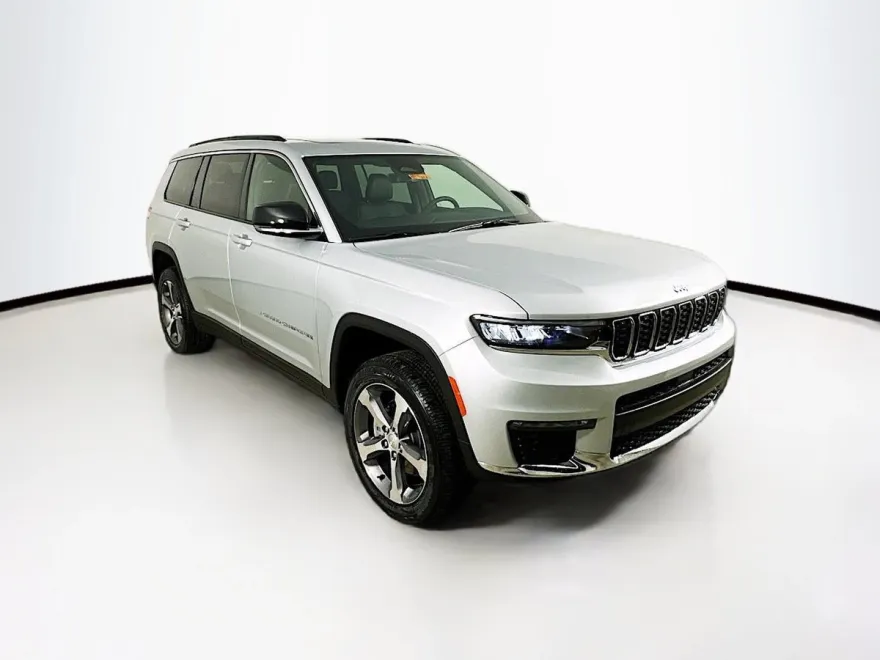 2025 Jeep Grand Cherokee Limited photo 1