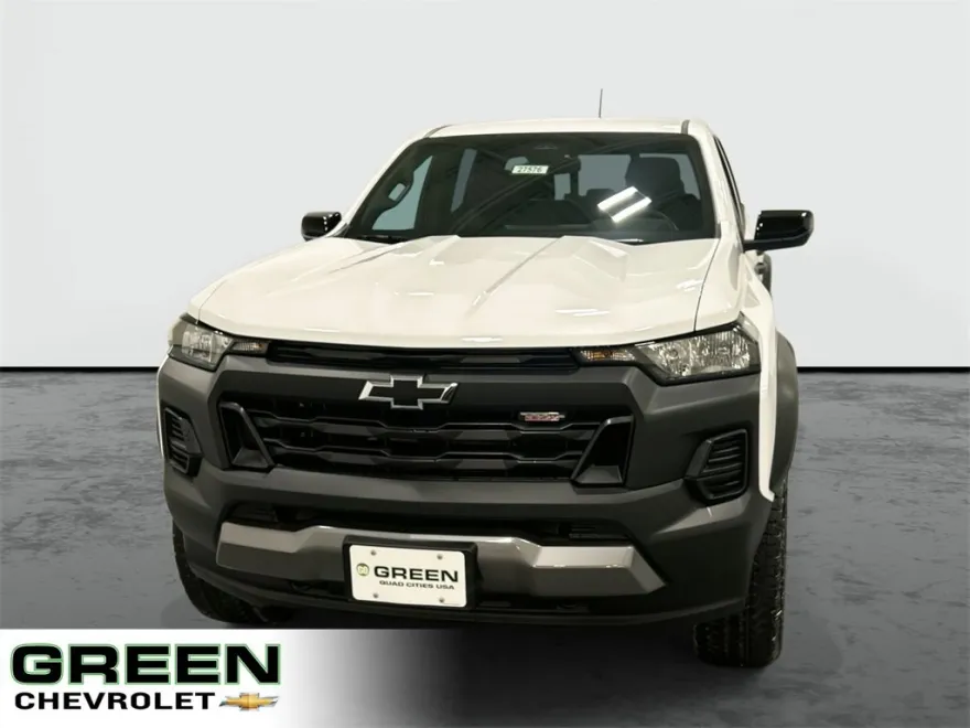 2026 Chevrolet Colorado Trail Boss photo 1