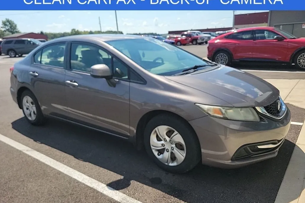 2013 Honda Civic LX photo 1