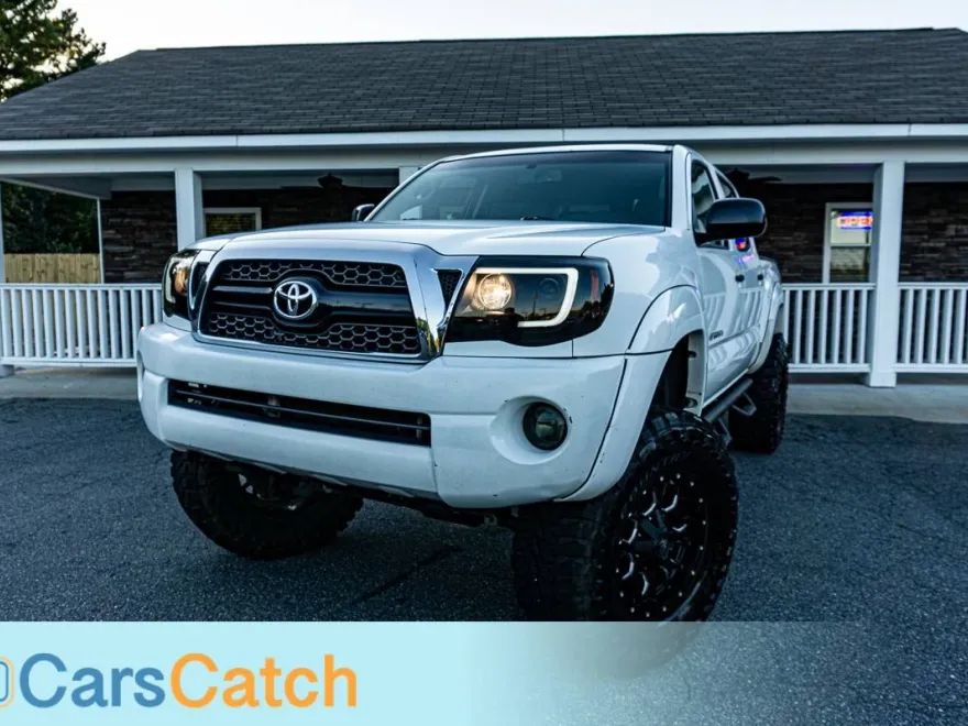 2011 Toyota Tacoma photo 1