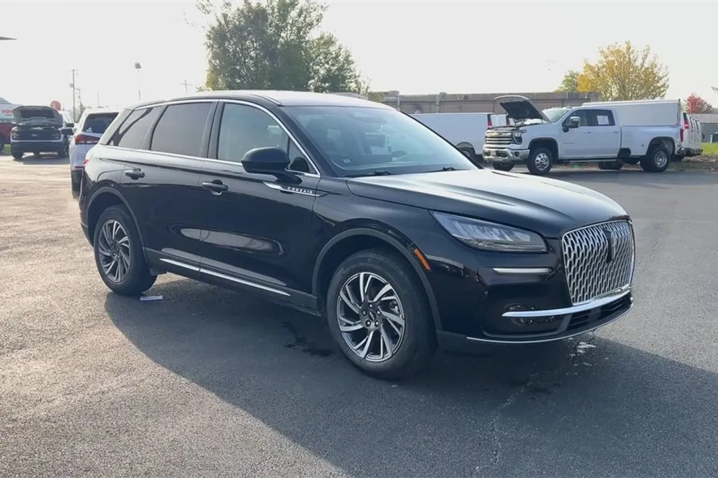 2024 Lincoln Corsair Premiere photo 1