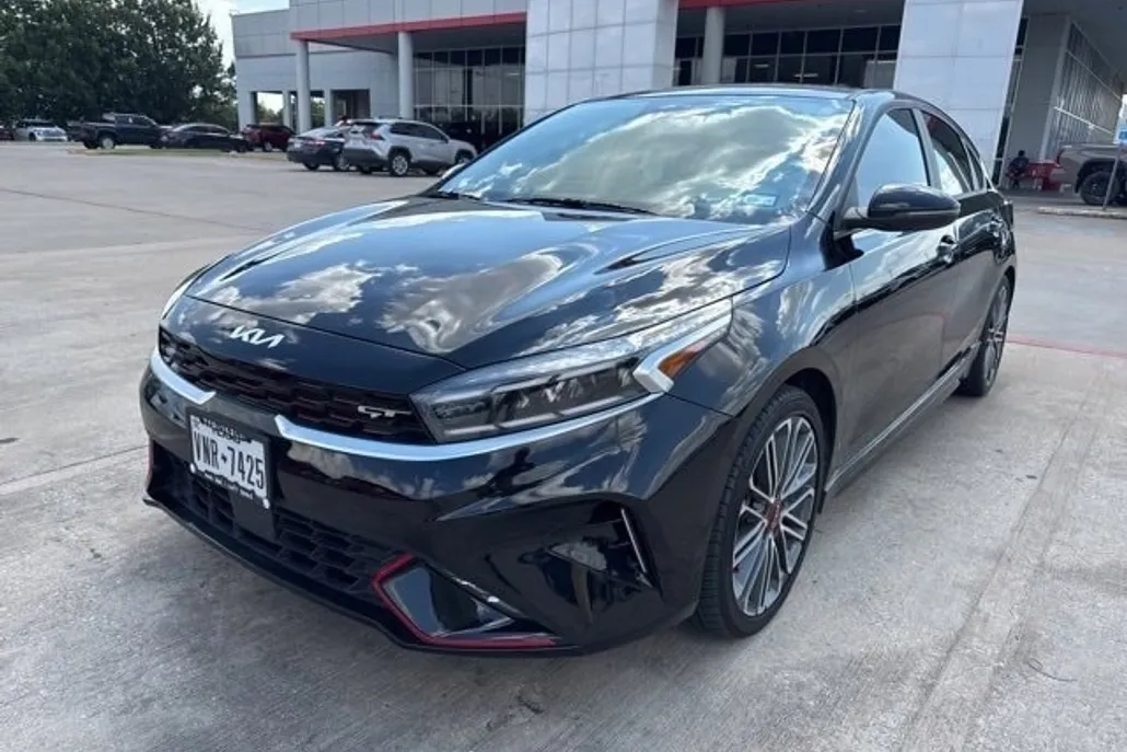 2024 Kia Forte GT photo 1