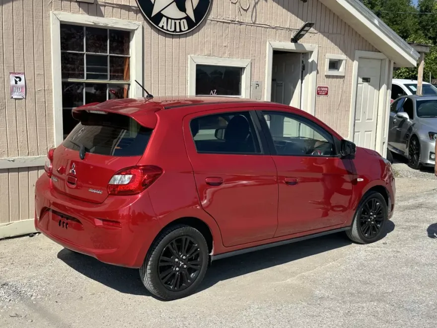 2019 Mitsubishi Mirage GT photo 1