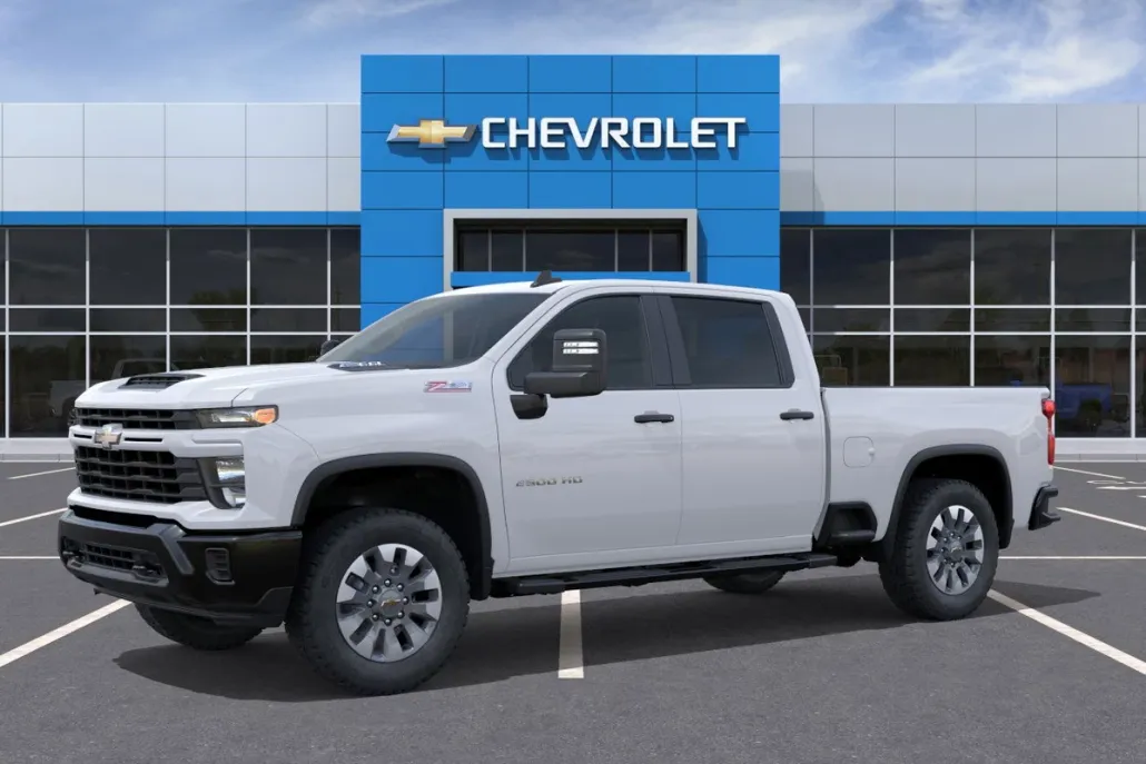 2026 Chevrolet Silverado 2500HD Custom photo 1