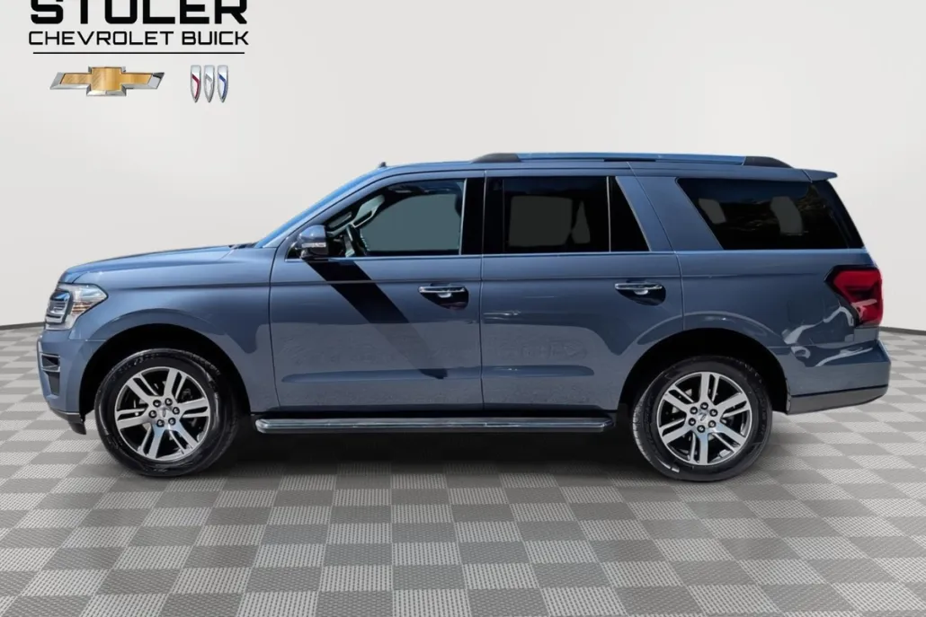 2023 Ford Expedition Limited photo 1