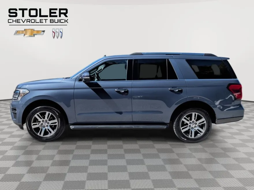 2023 Ford Expedition Limited photo 1