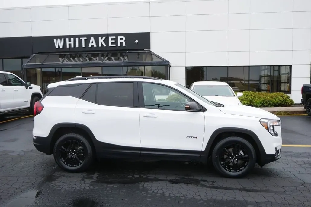2024 Gmc Terrain AT4 photo 1