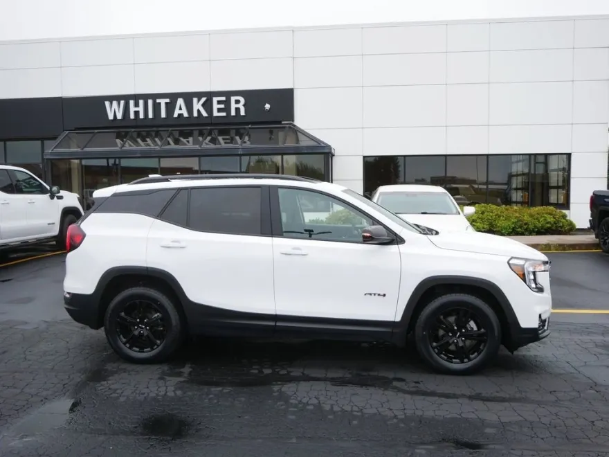 2024 Gmc Terrain AT4 photo 1