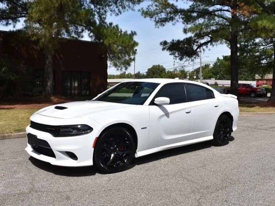 2019 Dodge Charger R/T photo 1