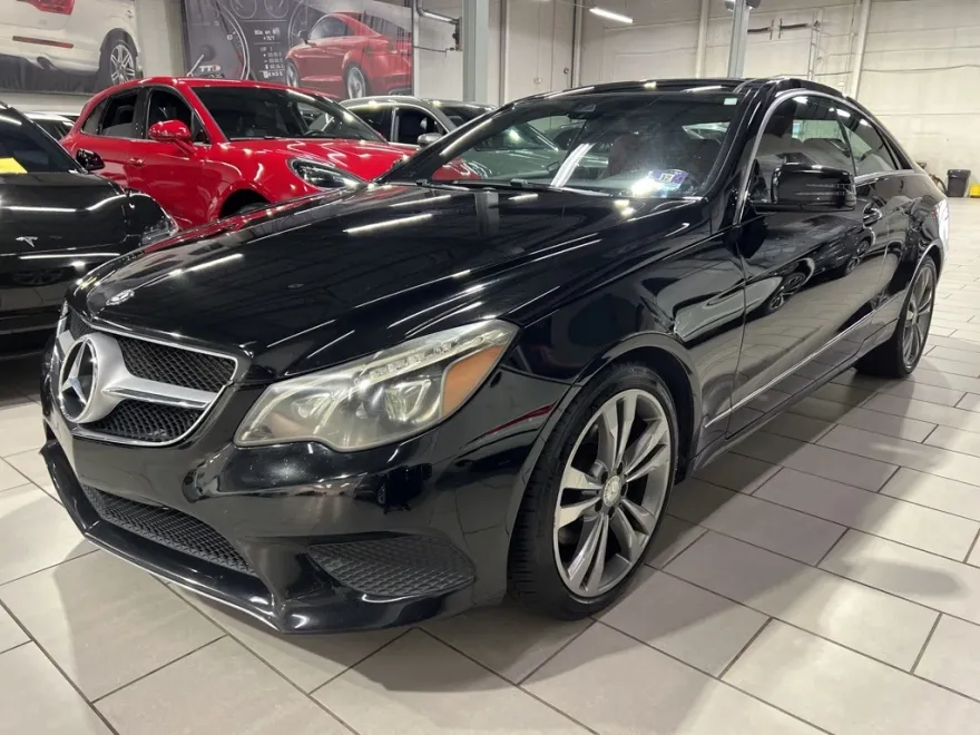 2016 Mercedes Benz E 400 4MATIC photo 1