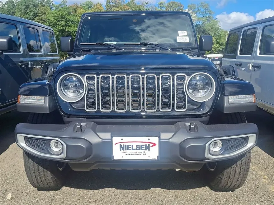 2025 Jeep Wrangler Sahara photo 1