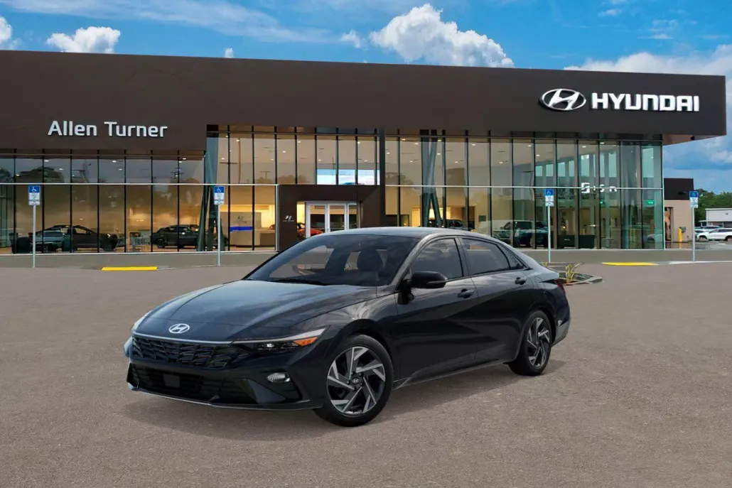 2025 Hyundai Elantra SEL Sport photo 1