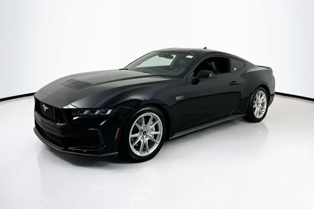 2024 Ford Mustang GT Premium photo 1
