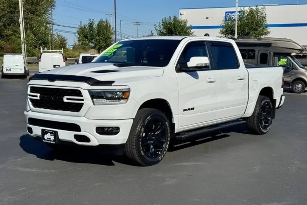 2022 Ram 1500 Sport photo 1