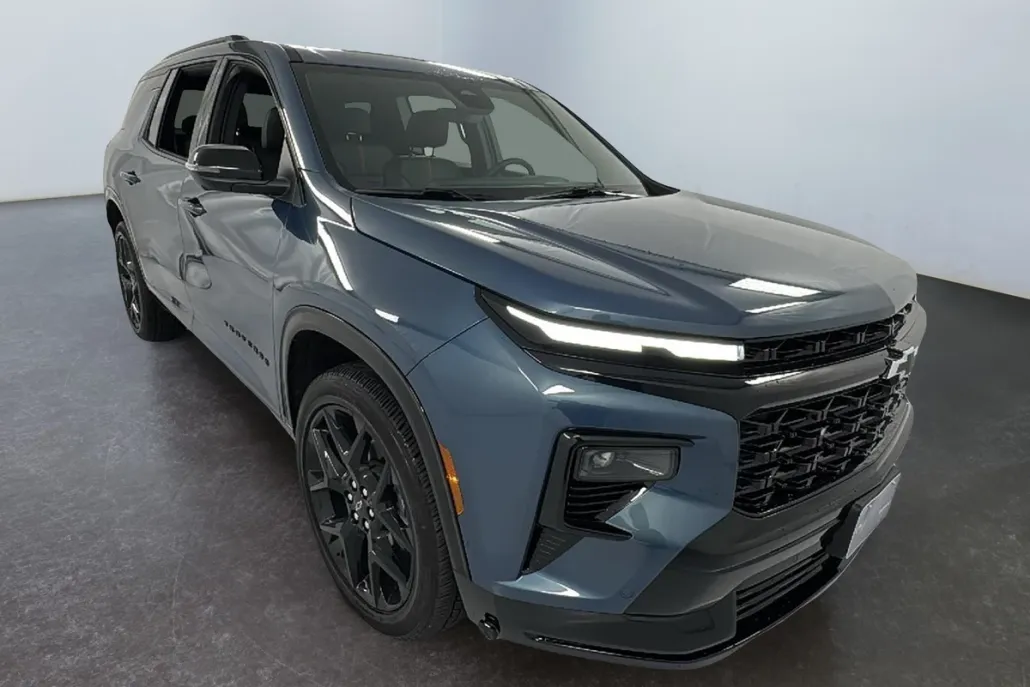 2024 Chevrolet Traverse RS photo 1