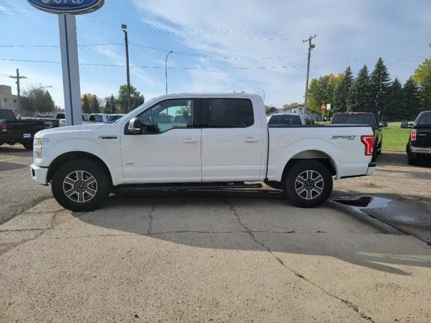 2016 Ford F-150 XLT photo 1