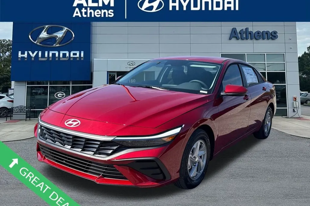 2025 Hyundai Elantra SE photo 1