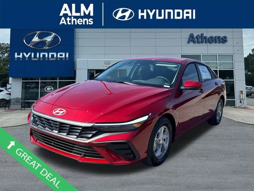 2025 Hyundai Elantra SE photo 1
