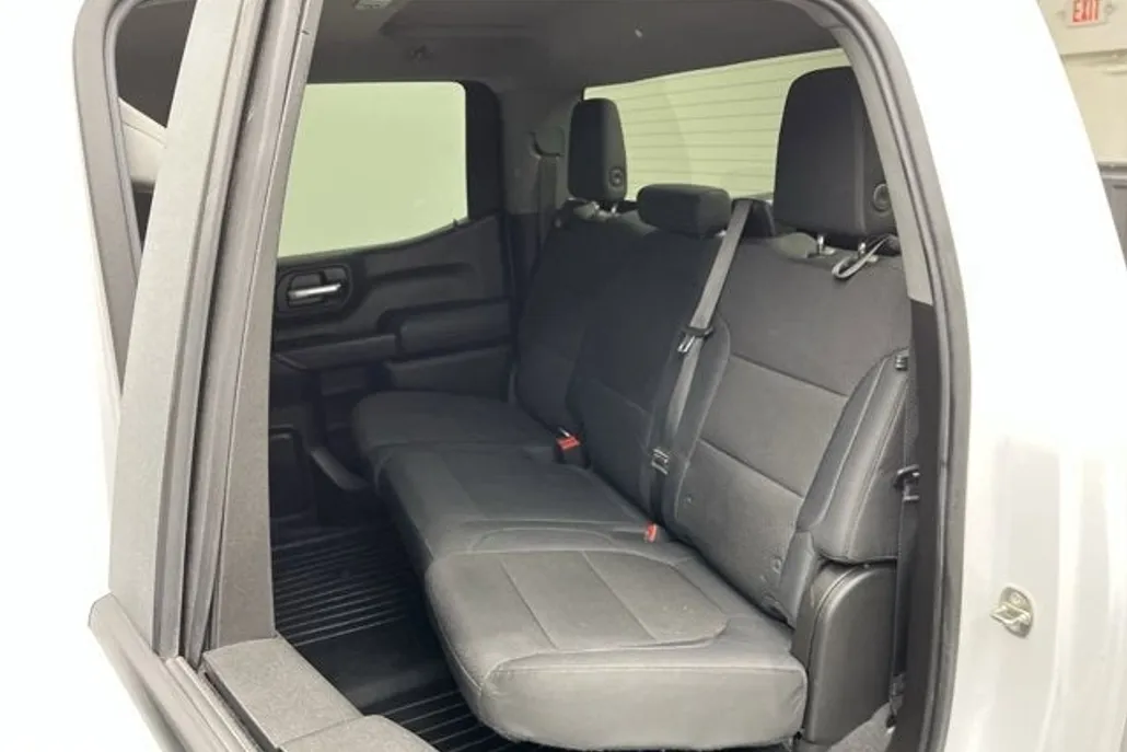 2019 Chevrolet Silverado 1500 Custom photo 1