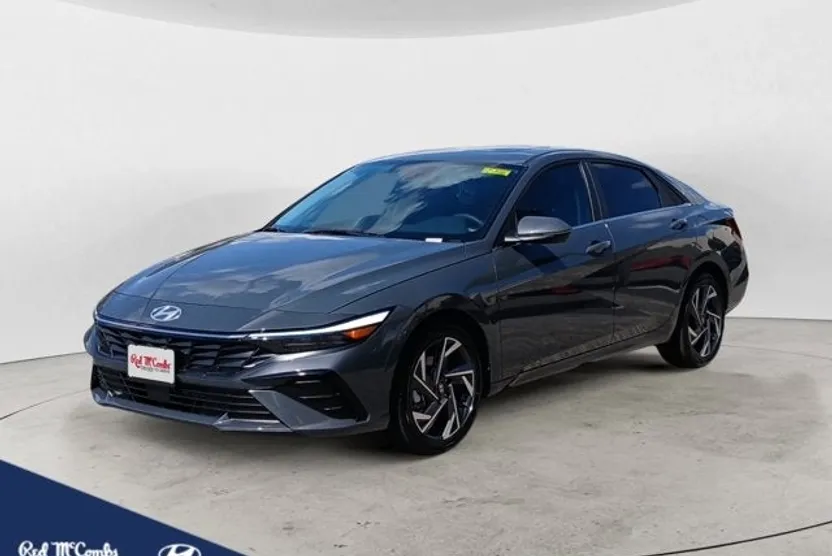 2025 Hyundai Elantra Limited photo 1