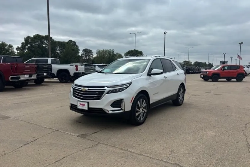 2022 Chevrolet Equinox Premier photo 1