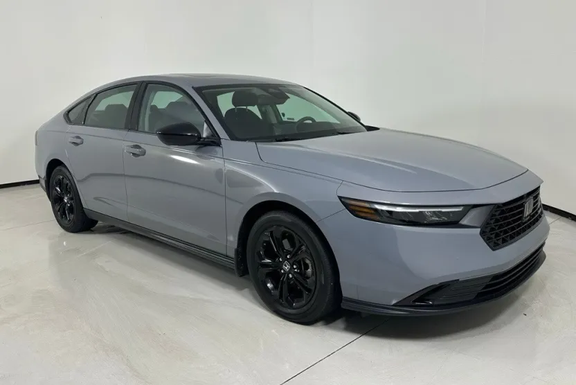 2025 Honda Accord SE photo 1