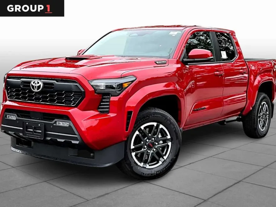 2025 Toyota Tacoma TRD Sport photo 1